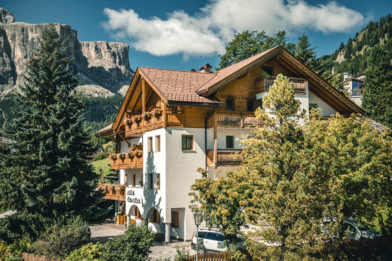 Pension Merisana Corvara In Badia Exterior foto
